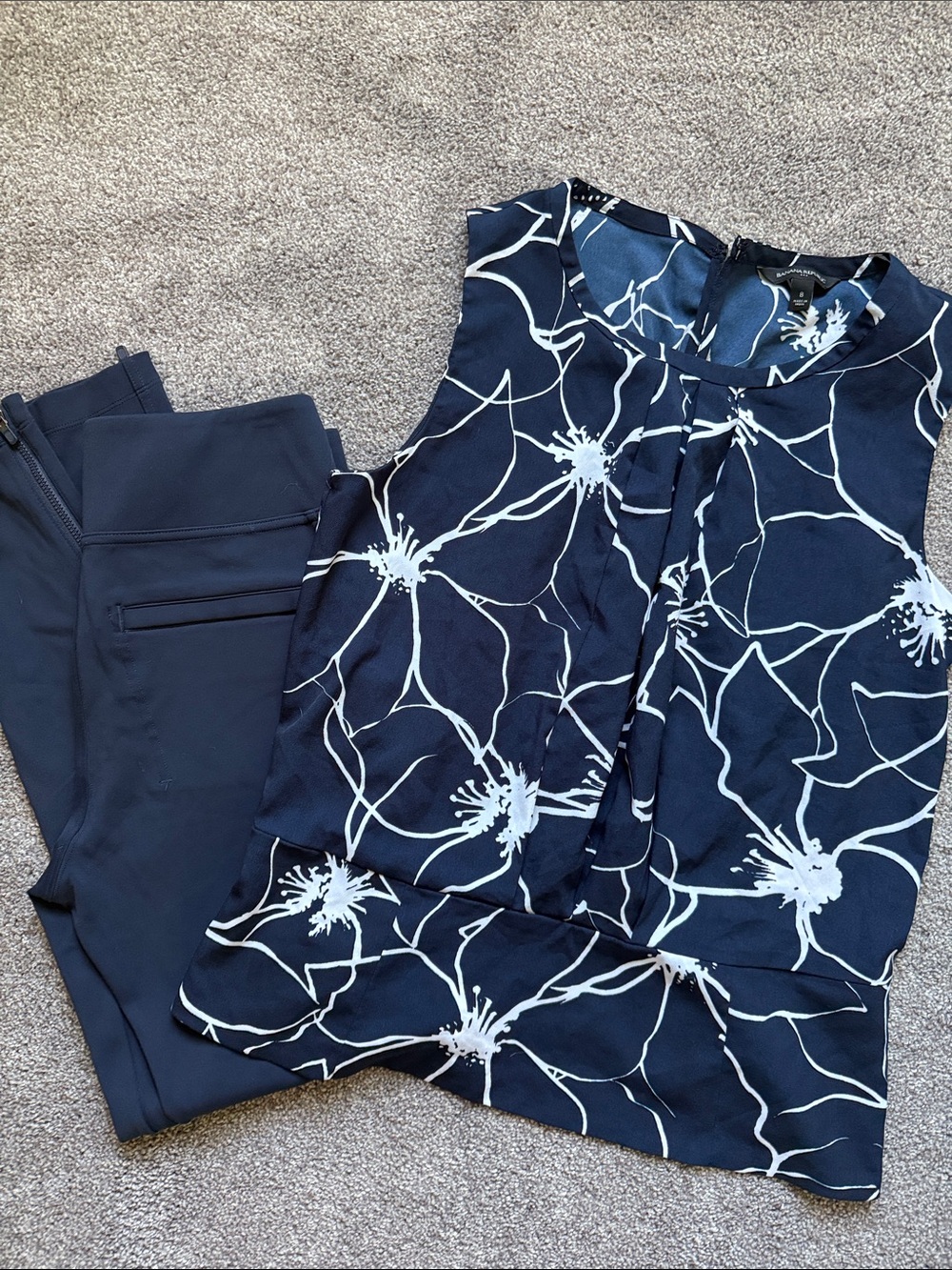 Banana Republic Navy and White Floral Sleeveless Camisole